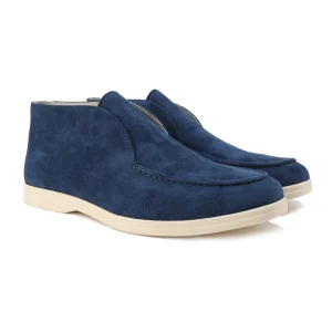 Mocassins altos em camurça