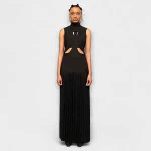 Kristen - Vestido Maxi com Pregas e Abertura em Forma de Chave