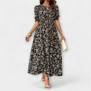 Amelia – Vestido com Decote Redondo e Padrão Floral