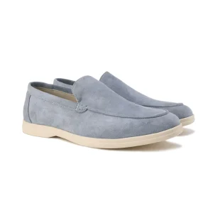Sapatos em camurça