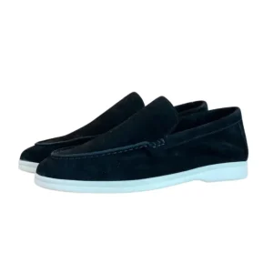 Mocassins elegantes em camurça