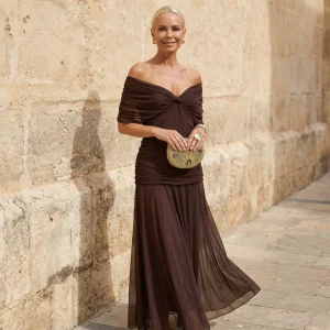 Reagan | Vestido Marrom Elegante
